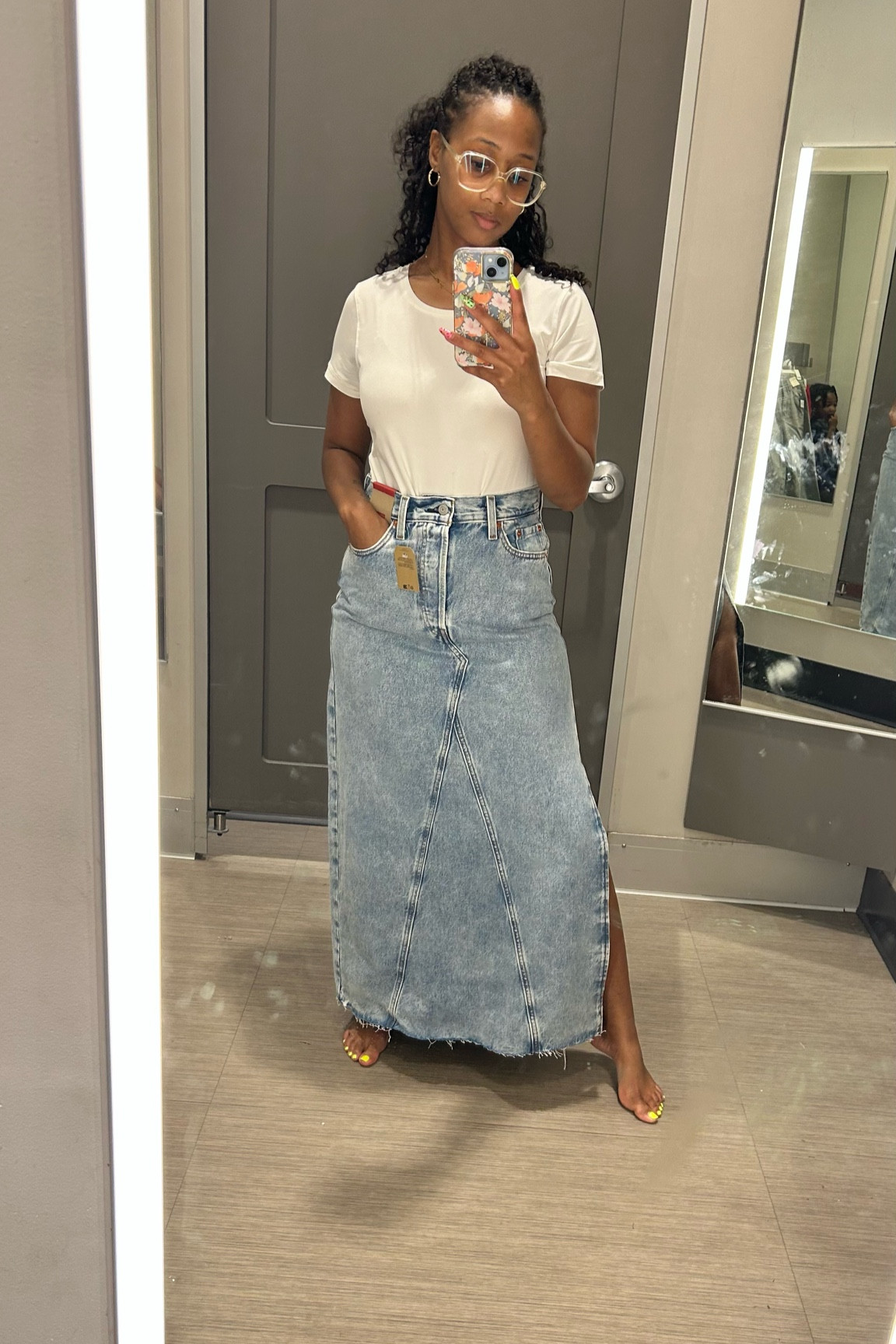 Levi’s Skirt 

#LTKStyleTip #LTKFindsUnder100 #LTKSeasonal