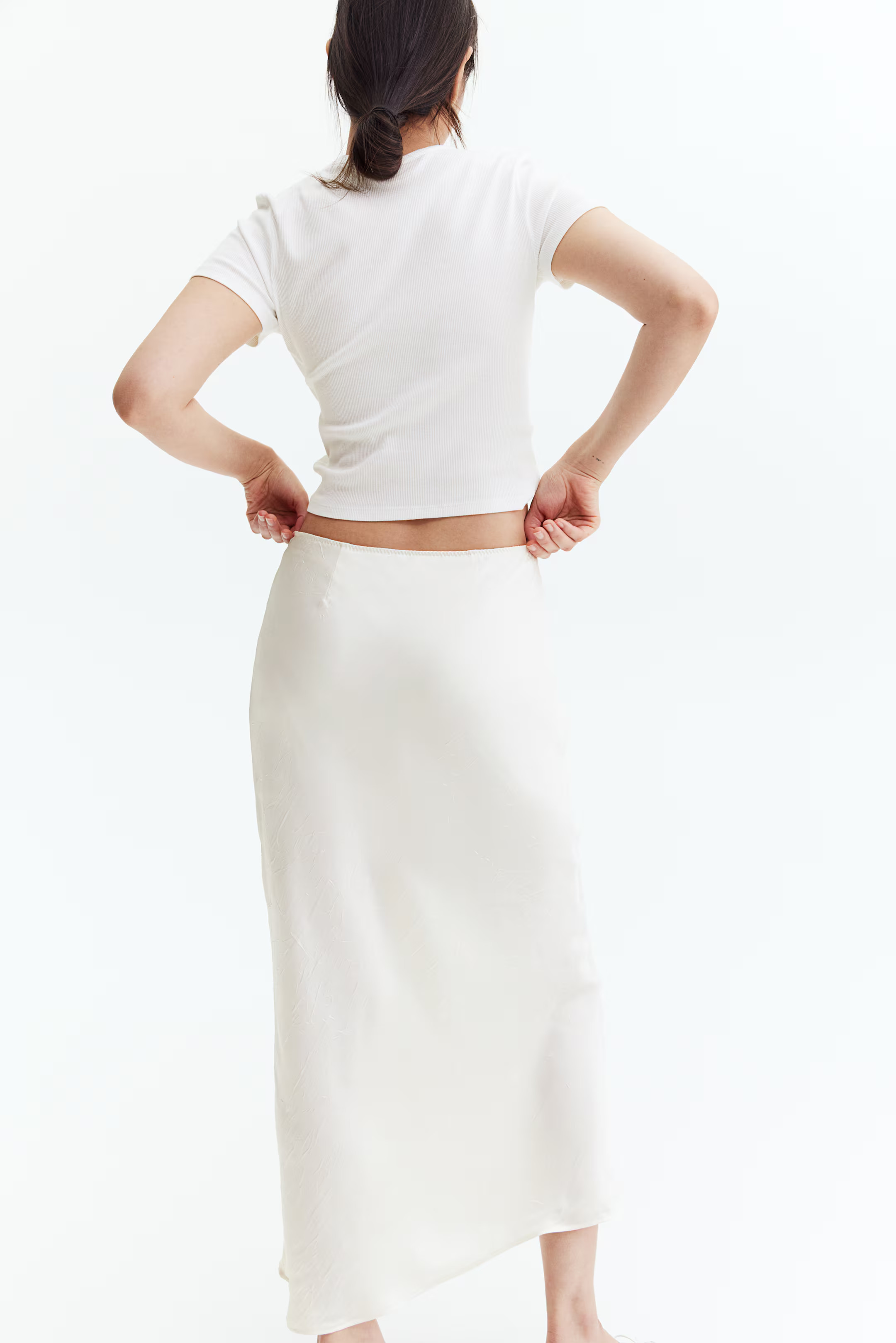 Crinkled Satin Maxi Skirt | H&M (US + CA)