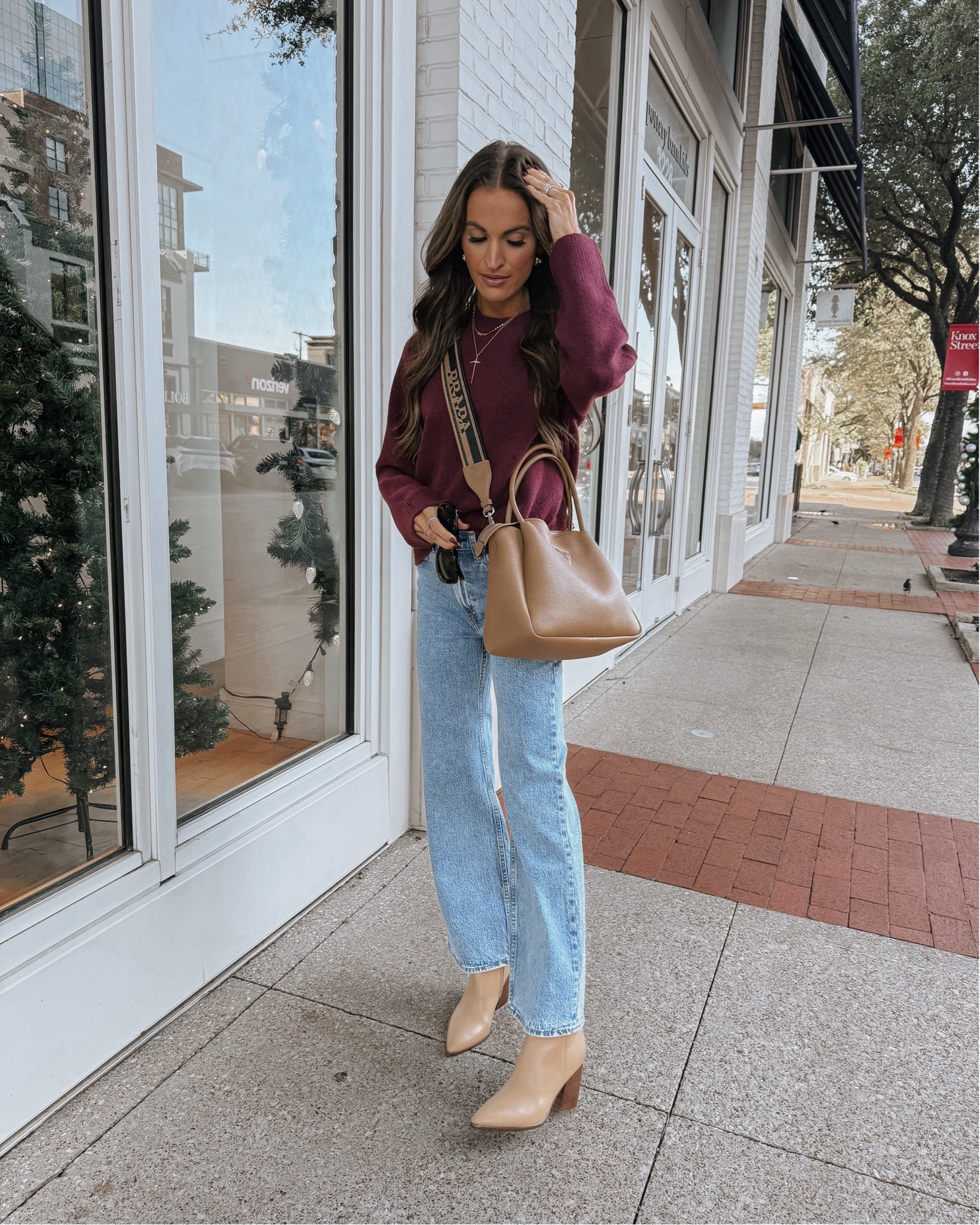 classic sweater back in stock + marked down! 😍 


#abercrombie #winteroutfit #holidayoutfit #sweater #sale #boots #jeans #denim

#LTKFindsUnder100 #LTKHoliday