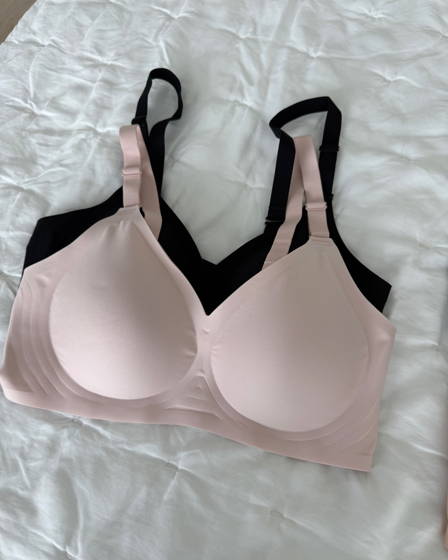 Finding a bra that's supportive and comfortable can feel impossible, but this one checks all the boxes. It's wireless, seamless, incredibly soft, and gives you that smooth look under clothes without any digging or pinching. I love the lightweight feel, the supportive jelly-strip construction, and how comfortable it is for all-day wear. If you're looking for an everyday bra that prioritizes comfort without sacrificing shape, this is definitely worth trying.

#LTKWorkwear #LTKOver40 #LTKgrwm