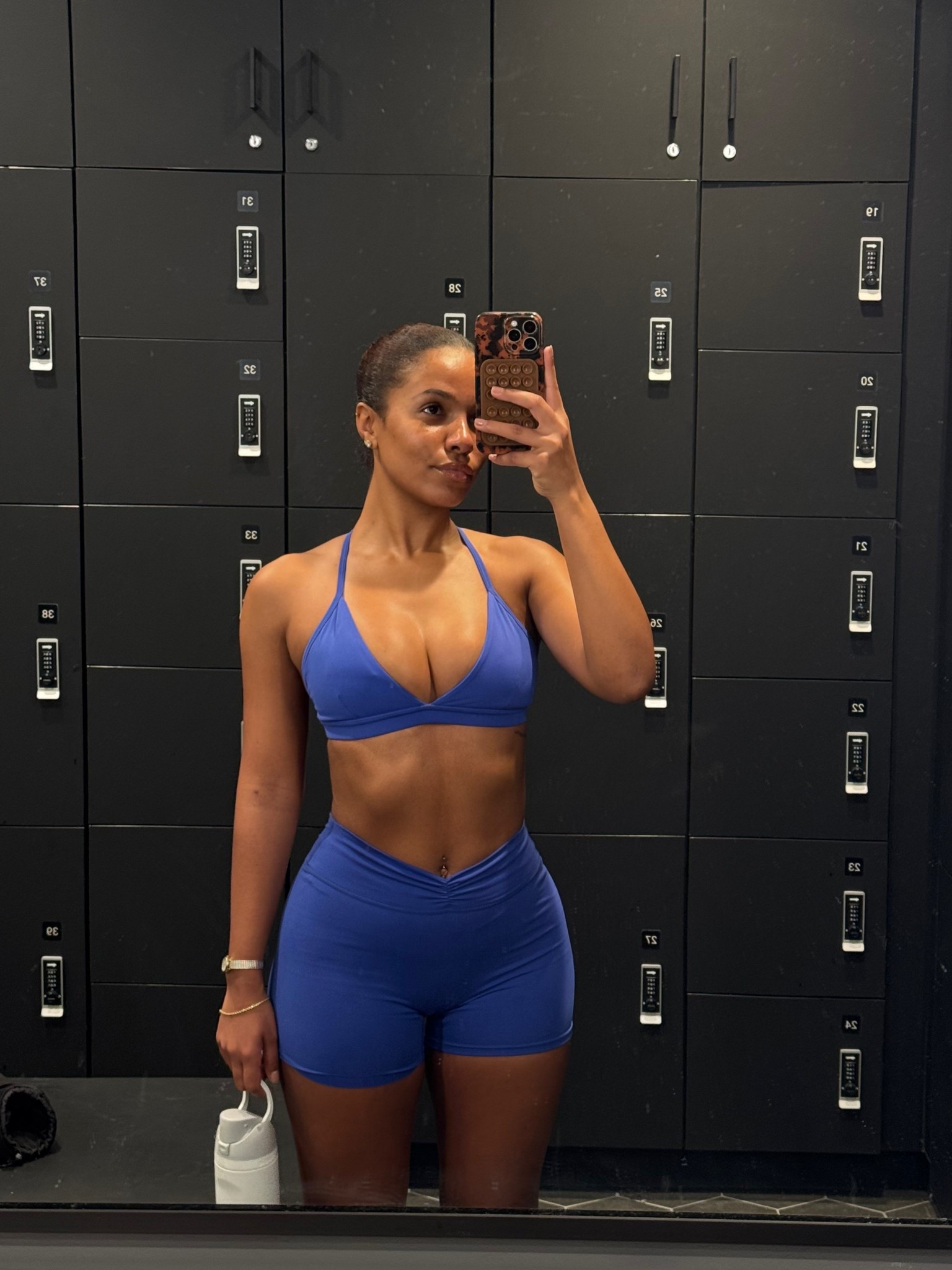 437 set 

#LTKActive