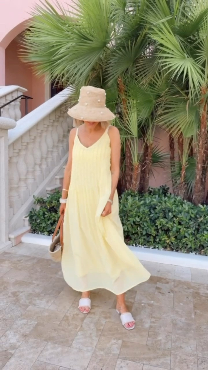 
This yellow dress is perfect for the beach! It’s under $40! Wearing S. Loverly Grey, Amazon find, Amazon fashion, yellow maxi dress, vacation dress, beach dress, spring fashion, spring outfit ideas, Palm Beach outfit ideas 

#LTKootd #LTKSeasonal #LTKTravel