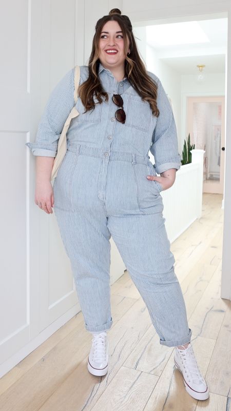 Plus size Dakota Johnson inspired denim jumpsuit look 

#LTKcurves