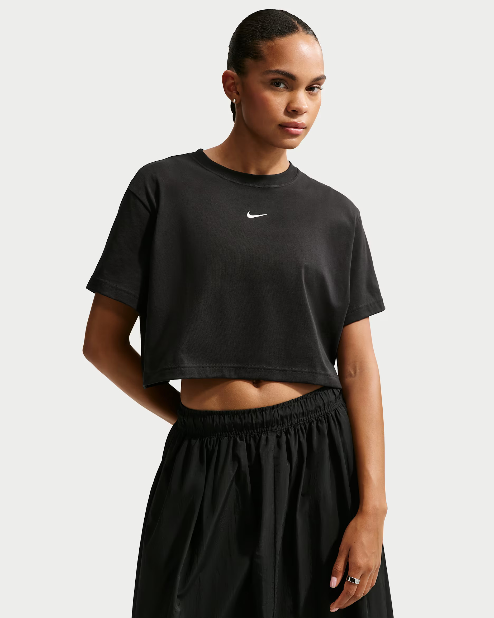 Nike Sportswear Women's Loose Short-Sleeve Cropped T-Shirt | Nike (US)