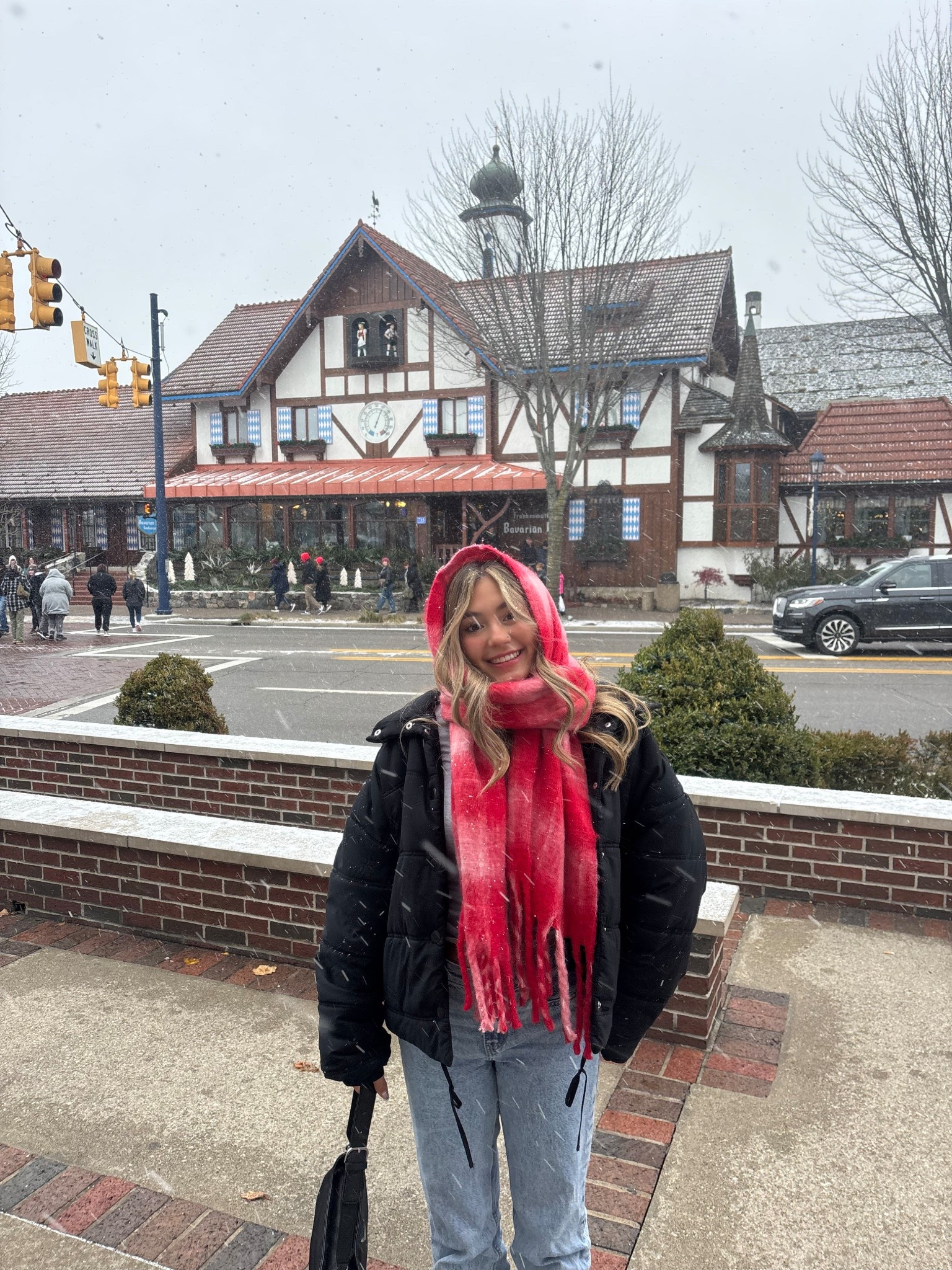 Chunky scarf outfit from last christmas/winter! The comfiest red scarf  

#LTKHoliday #LTKootd #LTKSeasonal