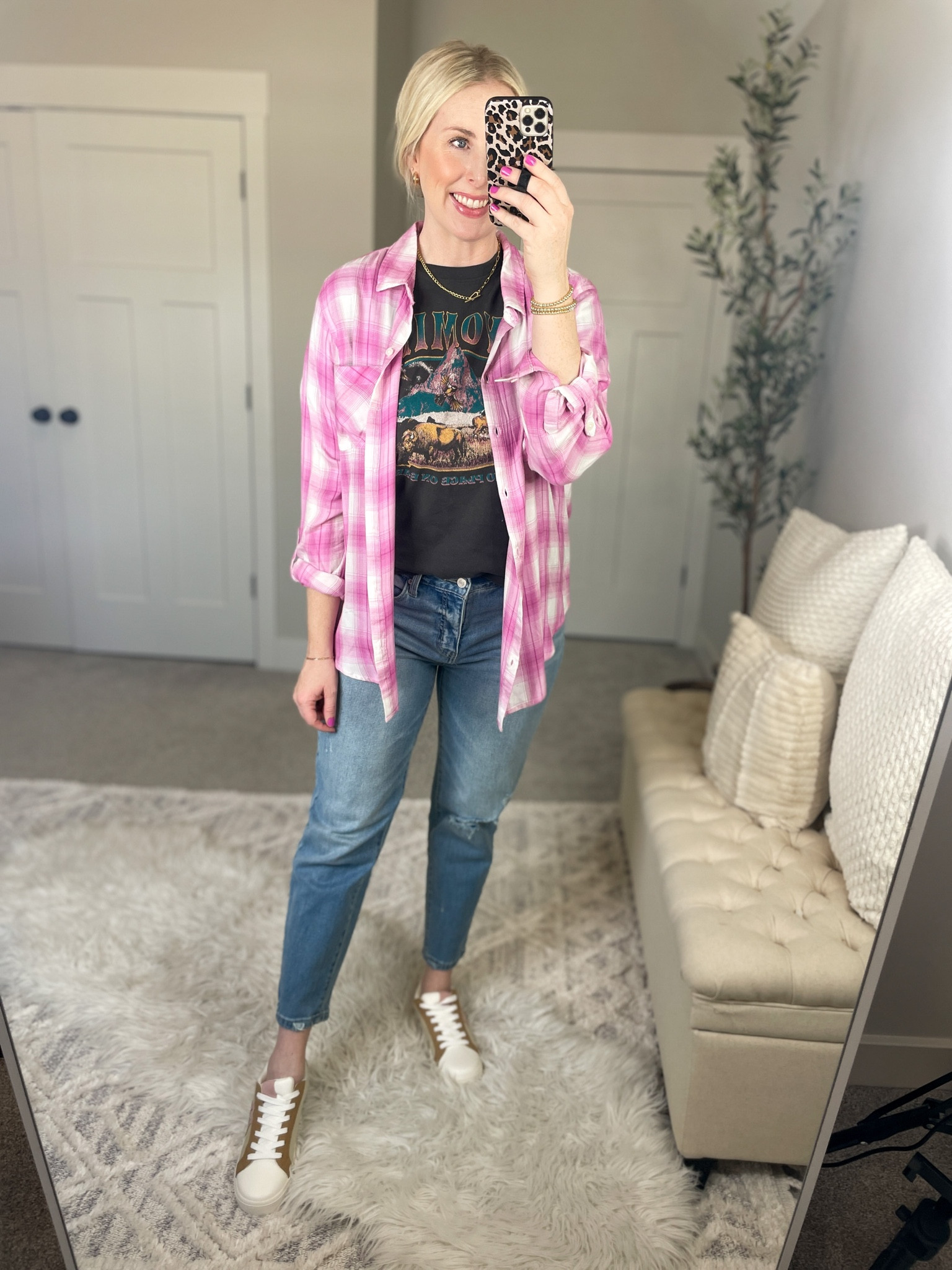 Daily try on, Walmart outfit, Walmart fashion, pink plaid, Target style, graphic tee

#LTKunder50 #LTKstyletip #LTKshoecrush