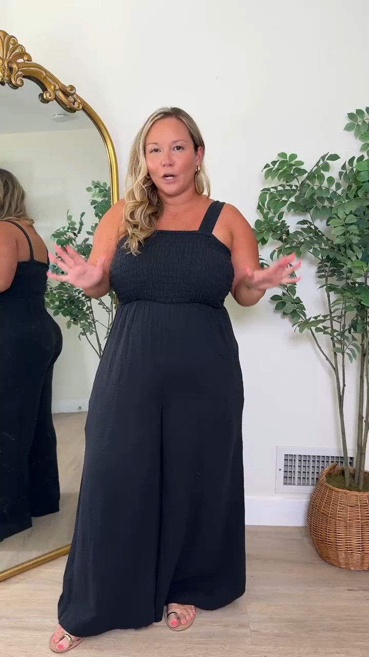 Such a good jumpsuit for transitioning into fall!🖤 Easy to dress up or down!

Wearing a size large petite!





fall outfits women, Quince jumpsuit, black jumpsuit, petite jumpsuit, fall transition outfit, transitional fall outfit, date night outfits, business casual workwear, fall fashion, stylenright, shelli enright 

 #LTKootd #LTKMidsize #LTKPetite