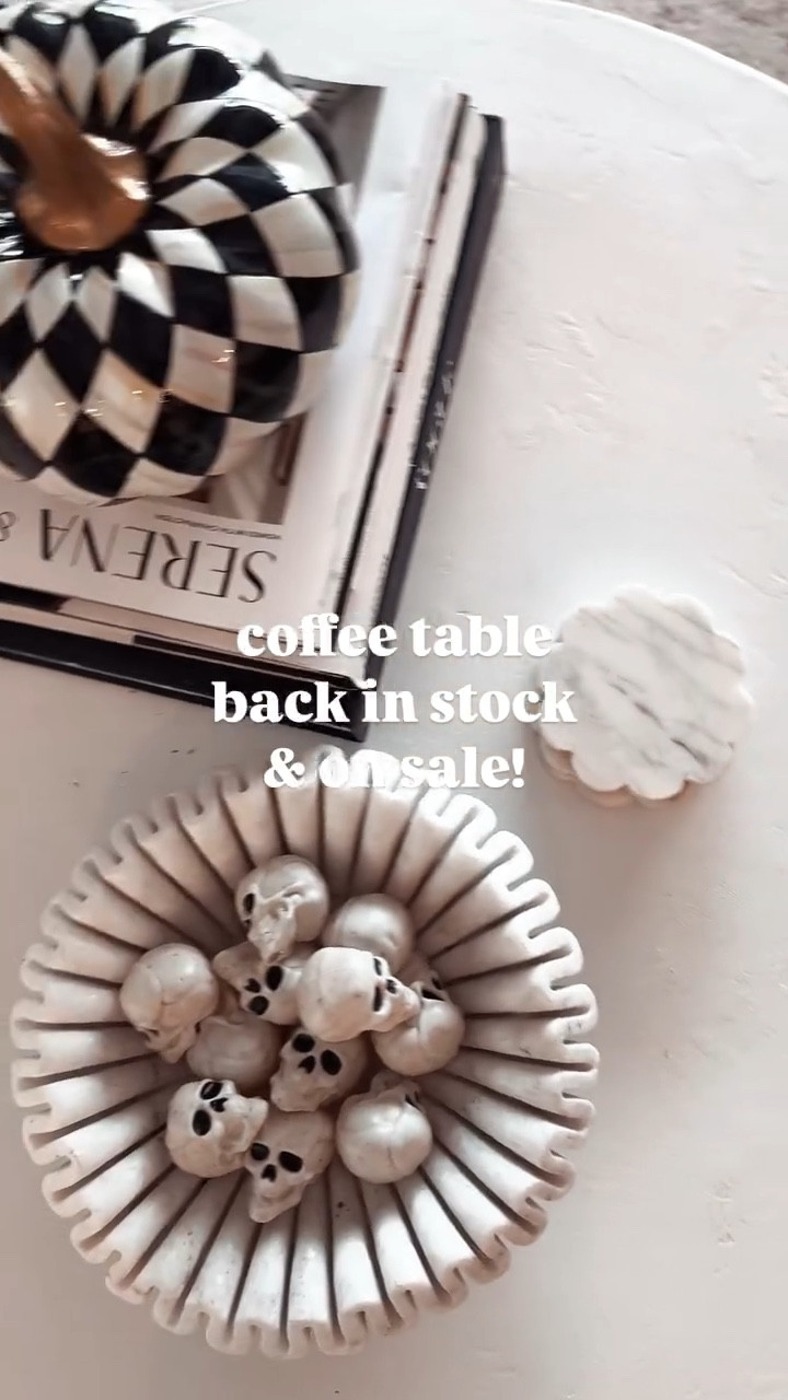 So excited when things that I have & love ( that are also family friendly, functional and beautiful)  are on SALE! ✨