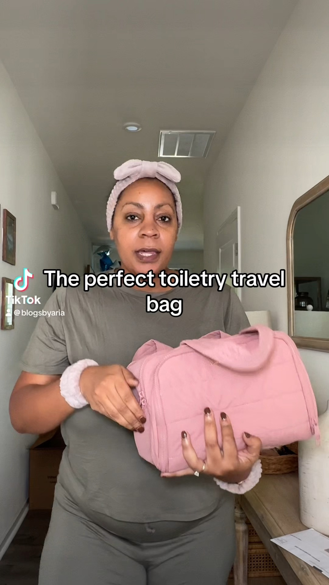 It’s crazy how much this toiletry bag can hold full-size products all of your make up all of your brushes and all of your skin care that you need when travel 

#LTKBeauty #LTKHoliday #LTKTravel