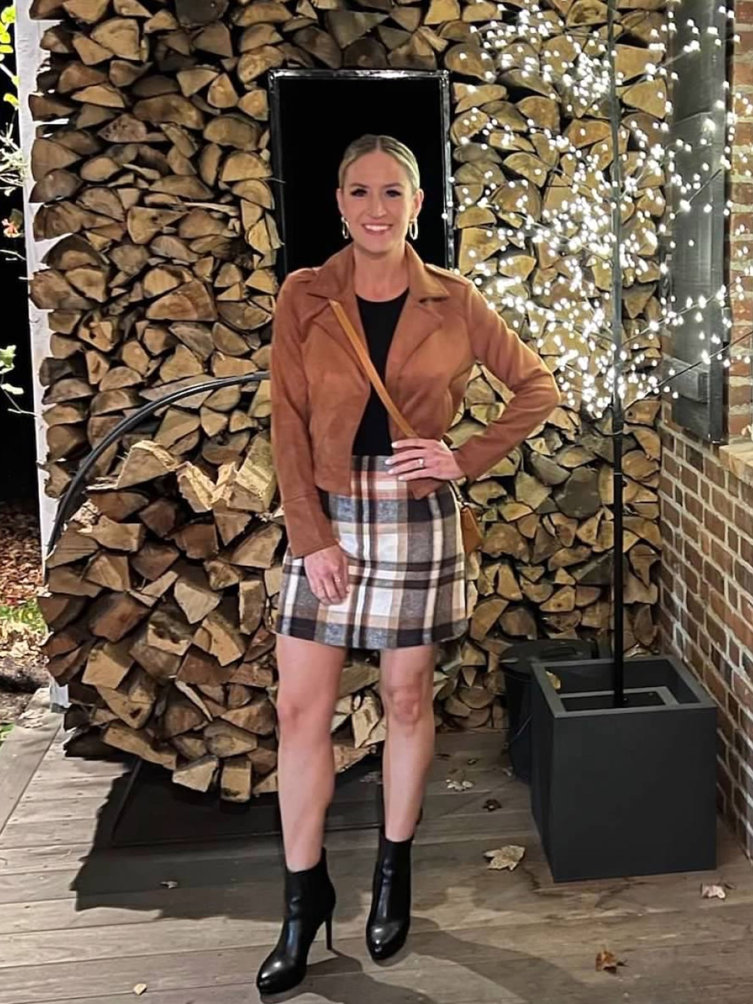 Fall Outfit 🍂 and ✨ SALE ALERT ✨

Use code DRESS40 for 40% off dresses and jumpsuits and use code OCT30 for 30% everything else site wide at Vici. 

ON is having a great sale as well plus having their “giftober” to get a head start on holiday shopping!

#everypiecefits

Fall style
Plaid skirt
Mini skirt
Suede 
Faux suede
Vegan suede
Vegan leather
Faux leather 
Boots
Booties
Jacket
Dinner outfit
Brunch outfit 

#LTKSaleAlert #LTKSeasonal #LTKOver40