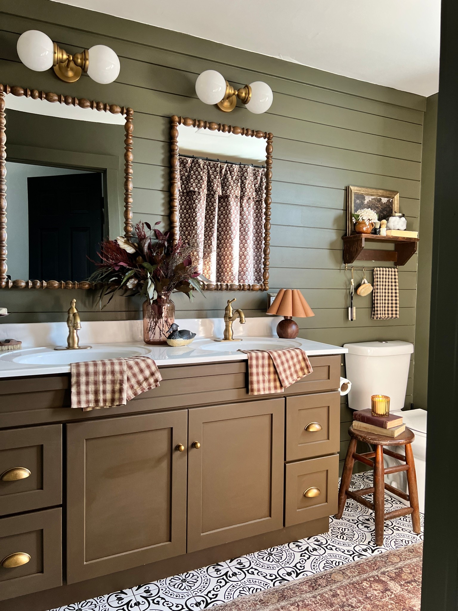 shop my new bathroom space!!