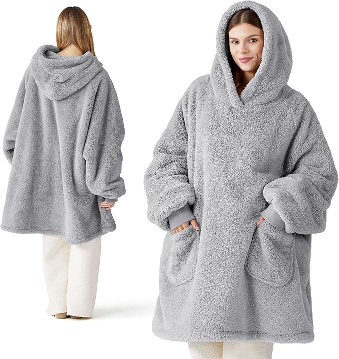 Bedsure Wearable Blanket Hoodie - Gifts for Girlfriend, Warm Cozy Fluffy Birthday Present ideas f... | Amazon (US)