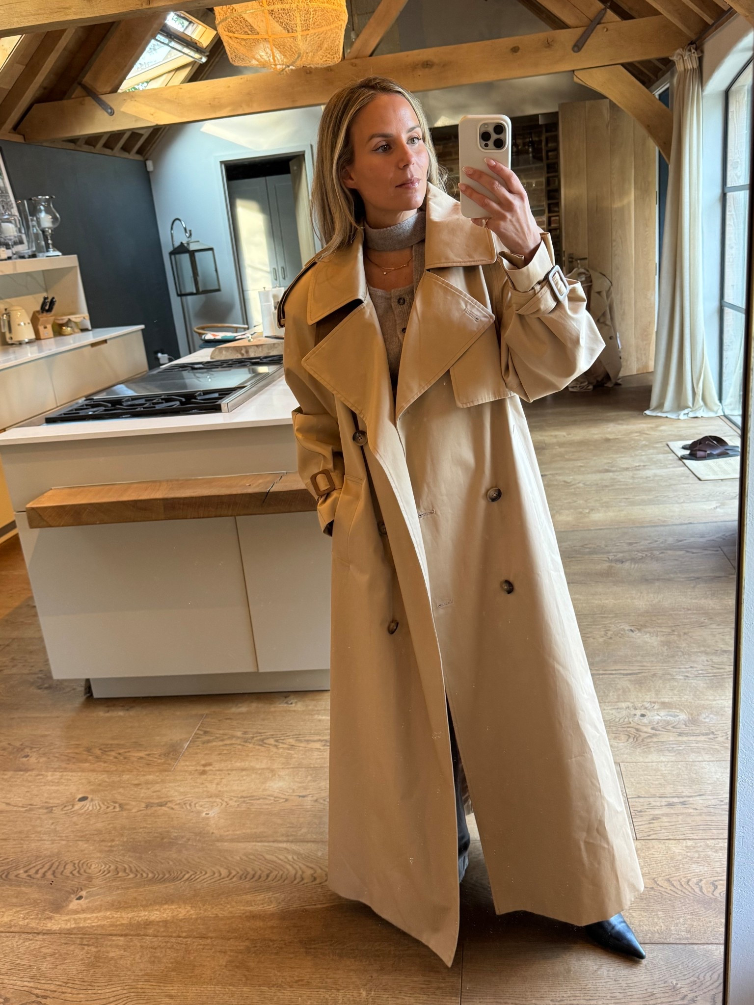 Almost trench coat season 🧥 

#LTKeurope #LTKuk #LTKautumn