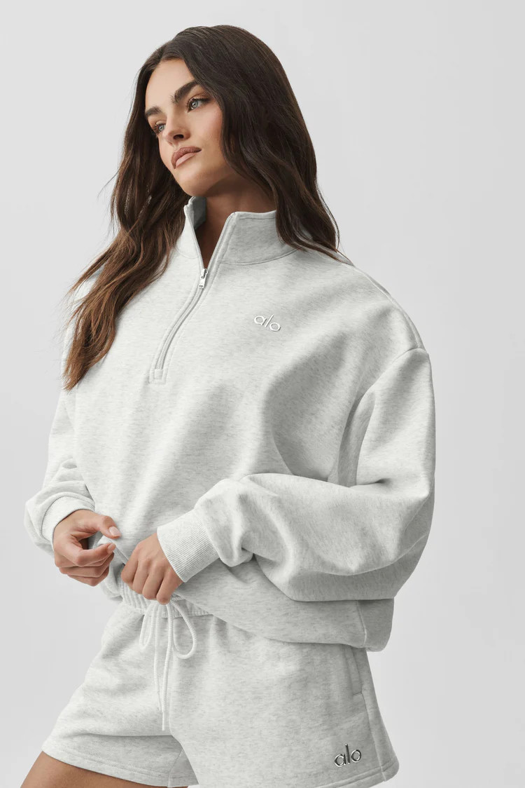Accolade 1/4 Zip Pullover | Alo Yoga