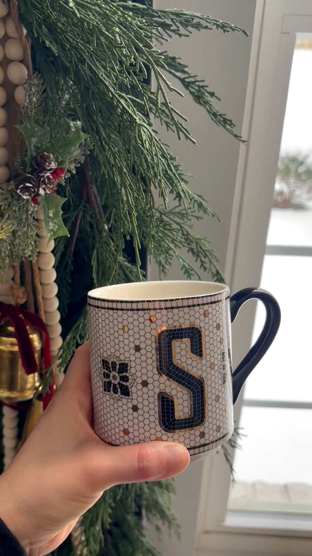 ✨ One of my forever-favorite mugs ☕️💛 It was gifted to me years ago and has been part of so many slow mornings and cozy moments. Truly the kind of gift that keeps giving. Fill it with organic coffee, wrap it up with a little bow, and you’ve got the sweetest, coziest present for anyone on your list. 🤎🎁✨

#LTKFindsUnder50 #LTKHoliday #LTKGiftGuide