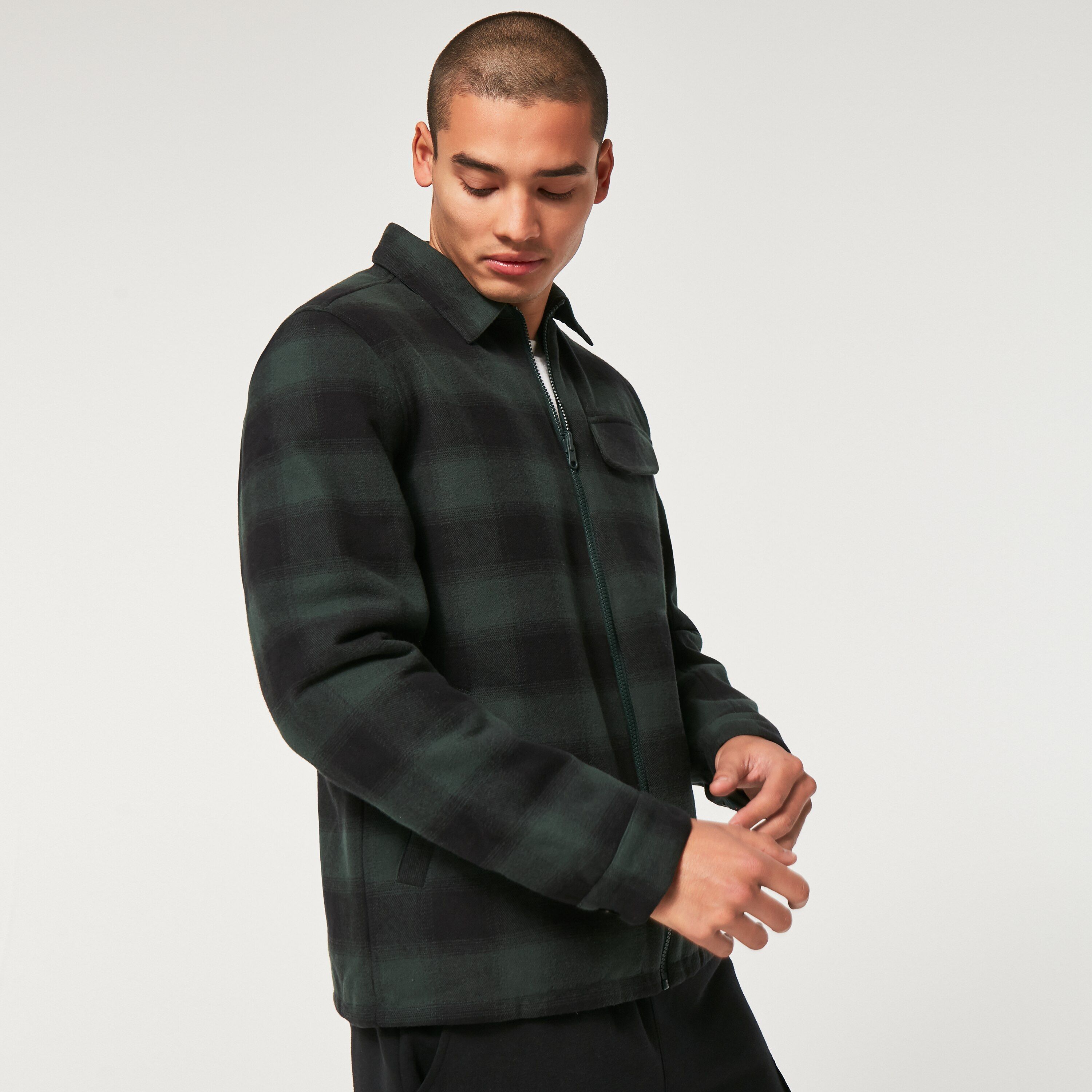 Oakley Alpine Plaid Reversible Jkt - Hunter Green | Oakley US Store | Oakley (US)