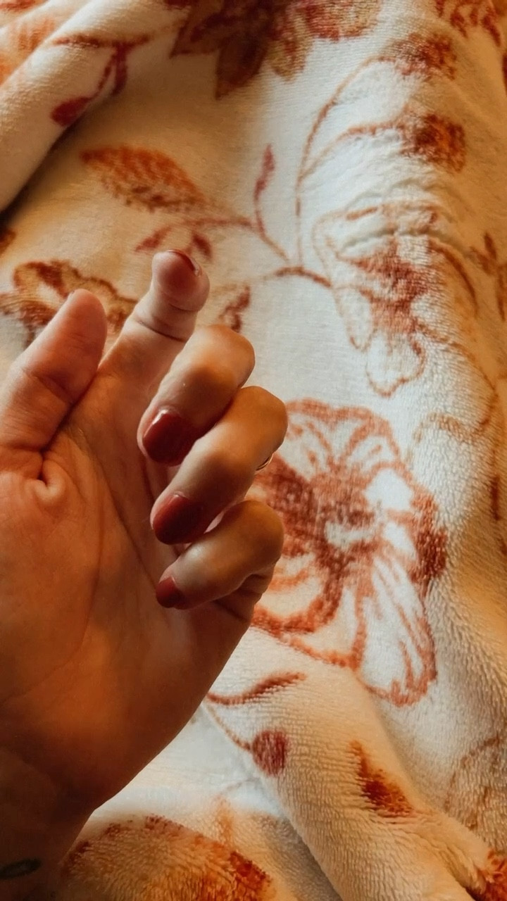 Fall is here! Cozy blankets + cozy nail season 🍂🍁

#LTKbeauty