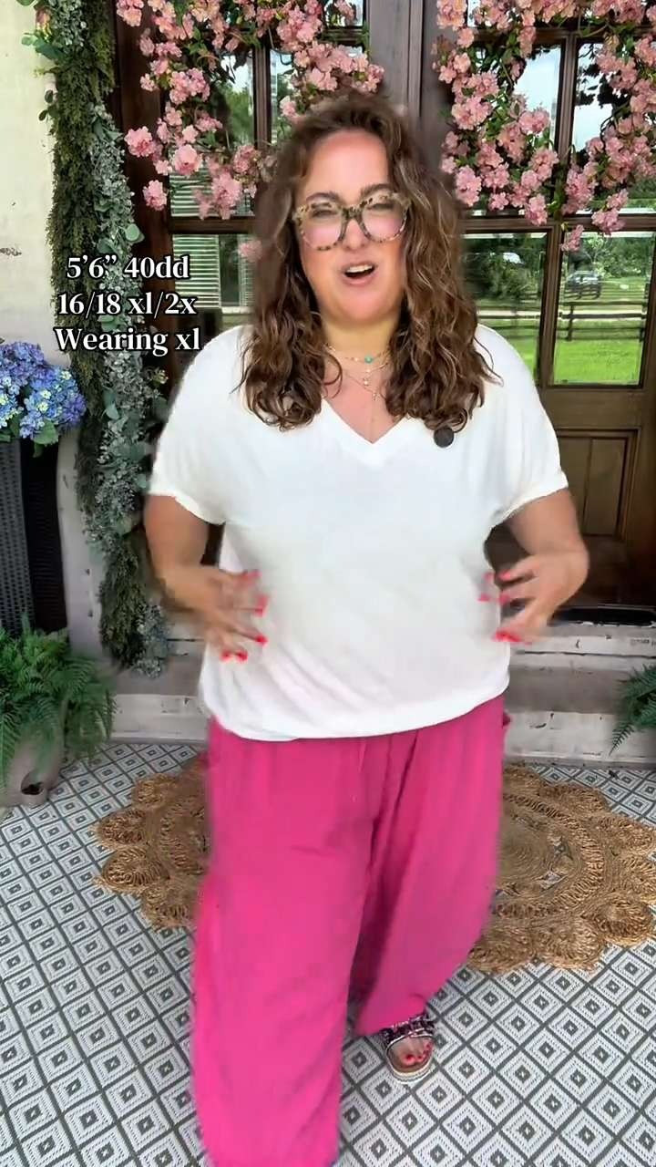UEU Womens Oversized Boxy T-Shirts Summer V Neck Casual Shirts Short Sleeve Workout Tunic Tops 

 #LTKootd #LTKMidsize #LTKPlusSize