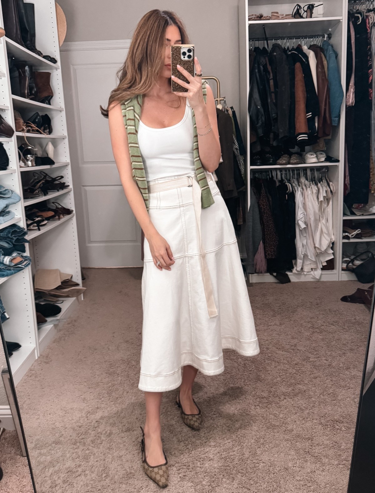 Small in tank, 0 in skirt 