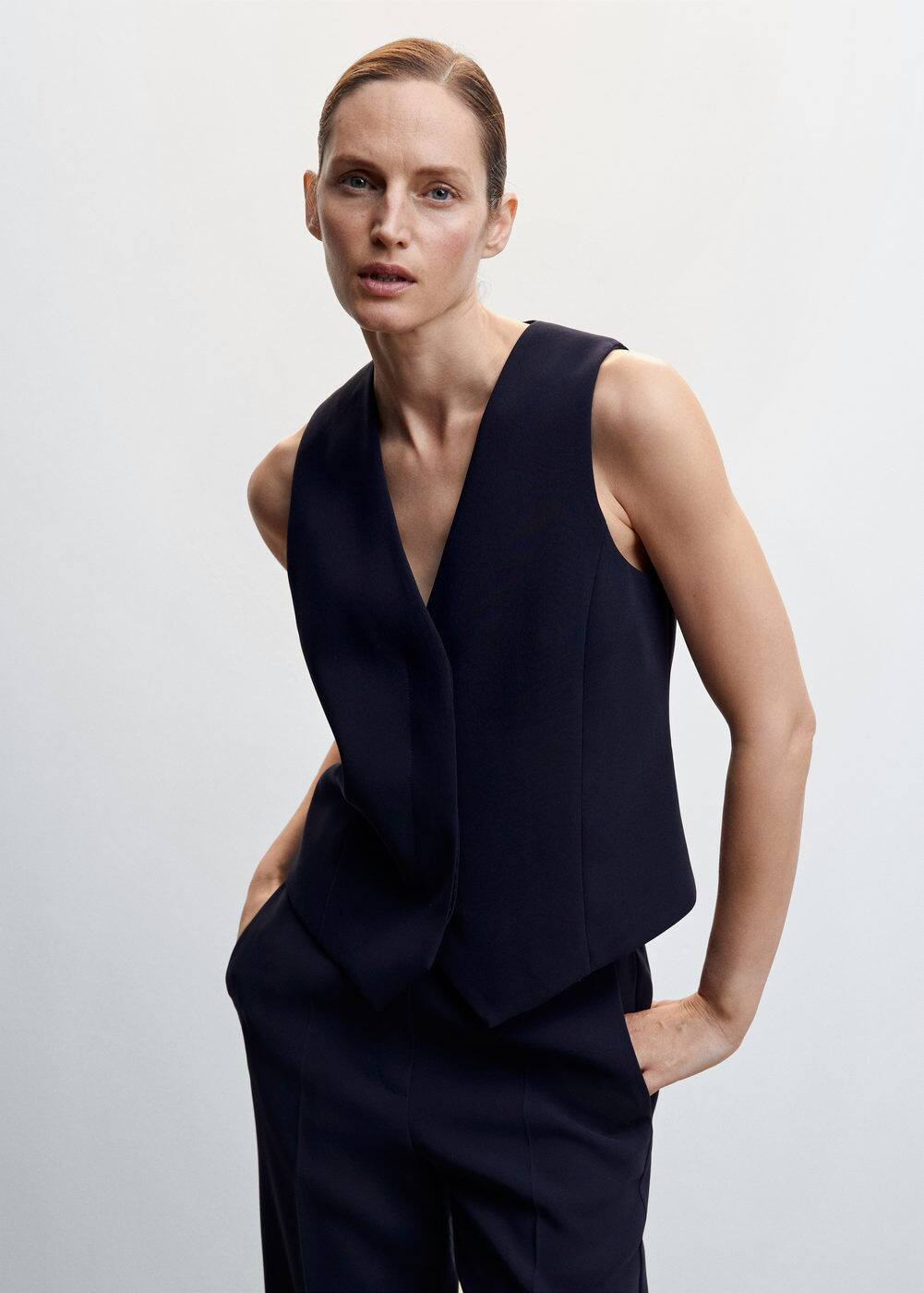Gilet costume boutons -  Femme | Mango France | MANGO (FR)