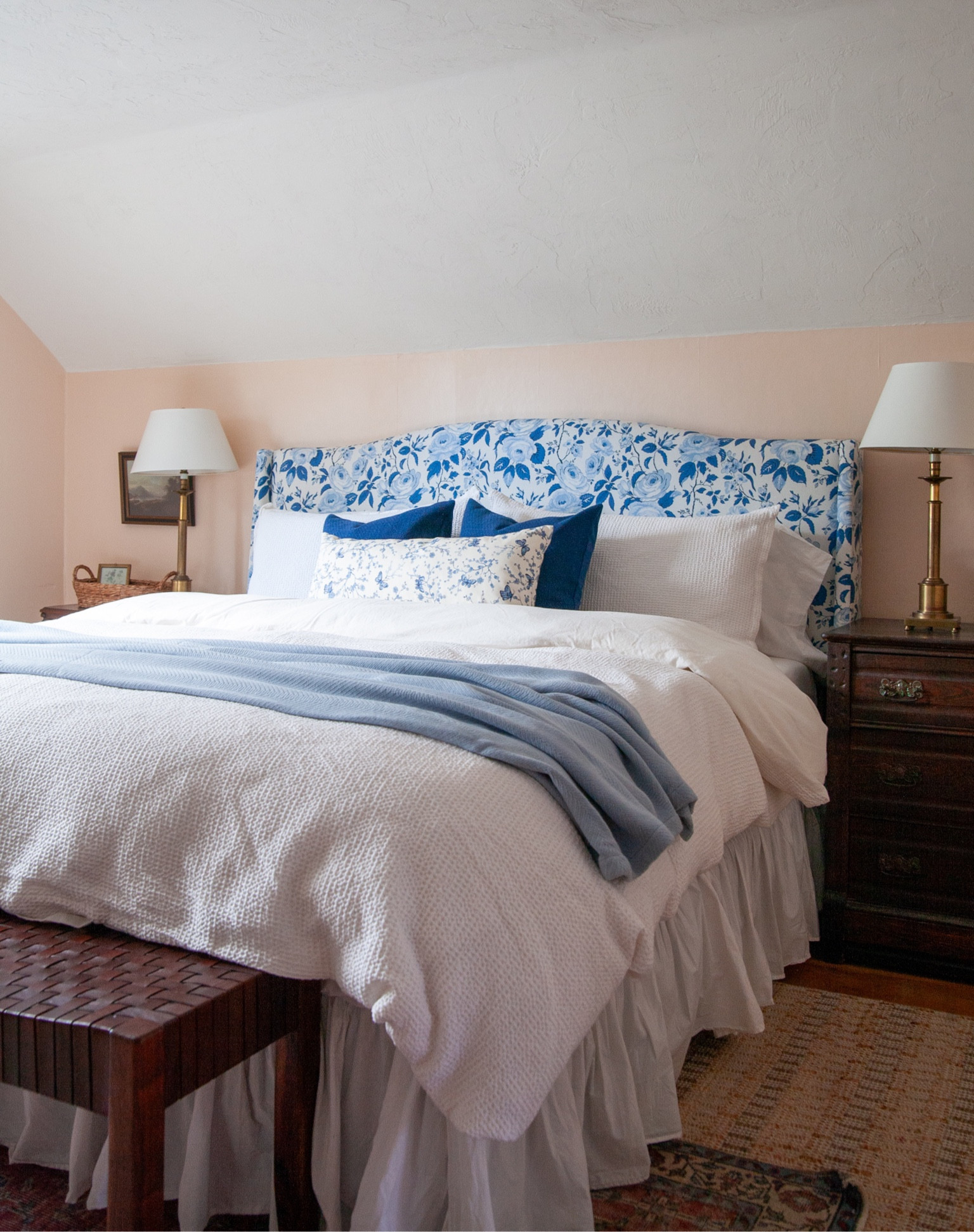 I mentioned I had more changes planned for this room… I wanted to go big! I absolutely love @theinside customizable furniture and this curved wingback headboard is just the right amount of traditional for me. Since I saw this blue chintz I have had it stuck in my head and just had to have it in here! @theinside offers affordable custom furniture in 100+ fabrics and lots of styles (even accessories like this coordinating lumbar pillow).

Their prices are very reasonable and they are offering you all $50 off a purchase of $199 or more with my code SS50! Go take a look!
 #theinsidepartner #ad

#LTKhome