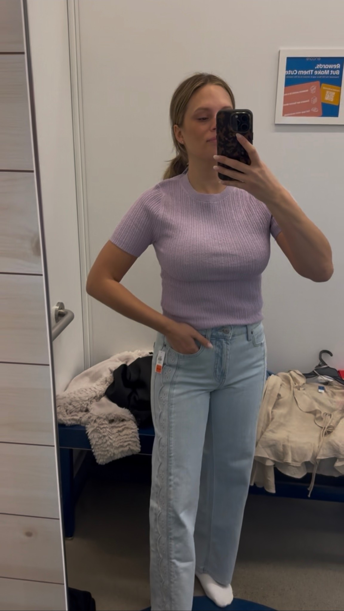 Old Navy Lilac Short Sleeve T-Shirt in Small 
Old Navy High Rise Light Wash Jeans 
Size 26 


#LTKmomlife #LTKootd #LTKPetite