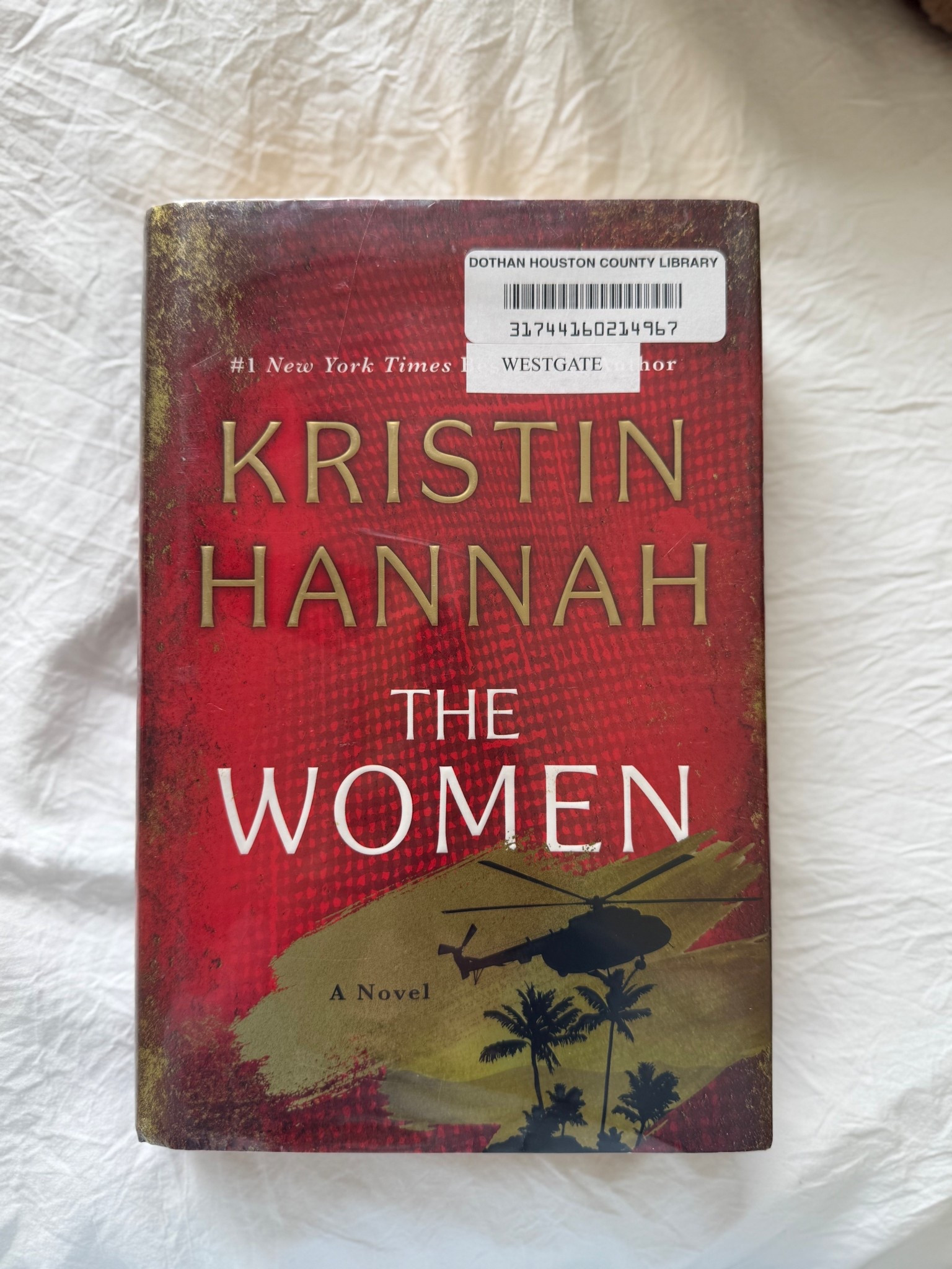 One of those books that stays with you long after the last page 🤍 The Women by Kristin Hannah — linking my current read.

#LTKstorytime #LTKSaleAlert #LTKFindsUnder100