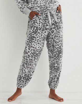 Aerie Cozy Good Vibes Jogger | American Eagle Outfitters (US & CA)