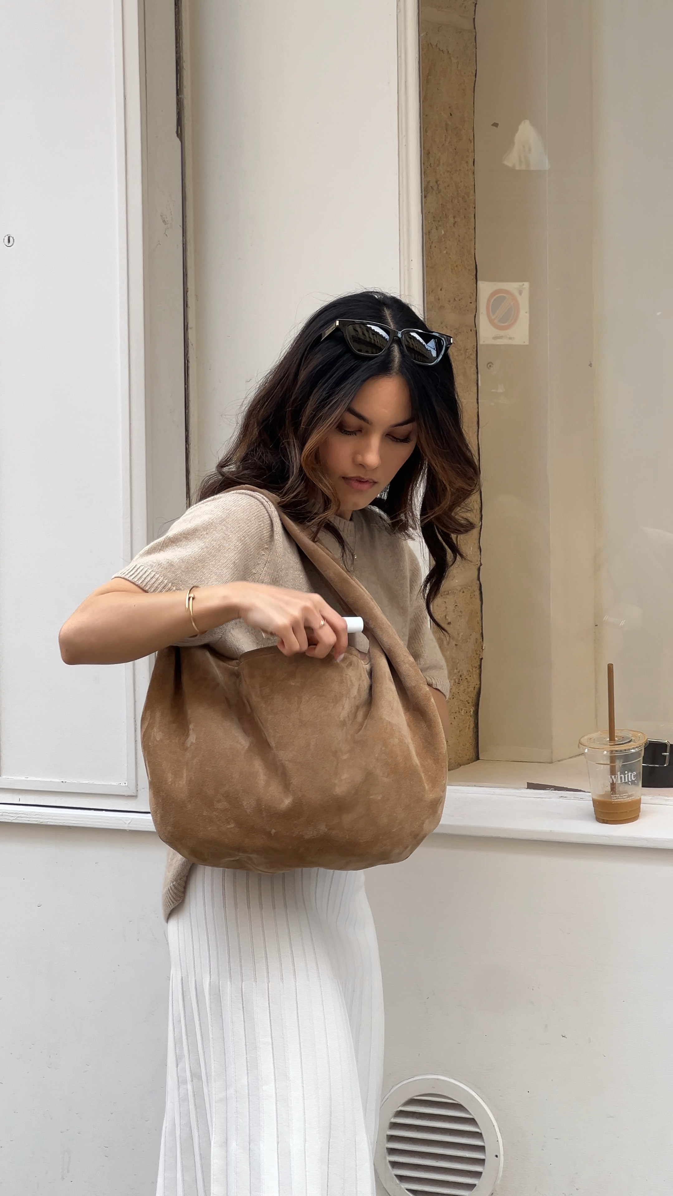 The perfect suede bag, I wear it all year long 🤎 

#LTKstyletip #LTKbag #LTKwinter