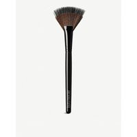 Fan Powder brush | Selfridges