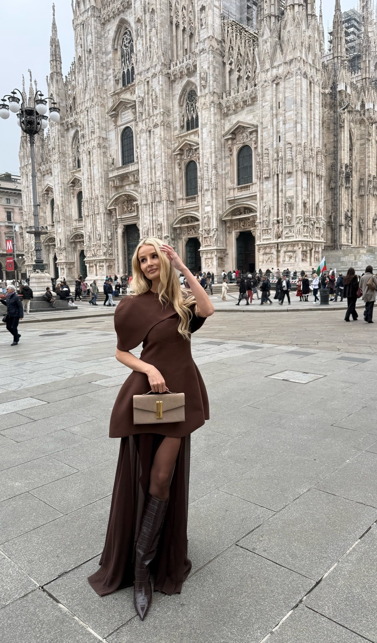 Chic in Milano 🤎  dress: MattersStore.com
Verona Brown Dress

#LTKeurope #LTKkleider #LTKtravel