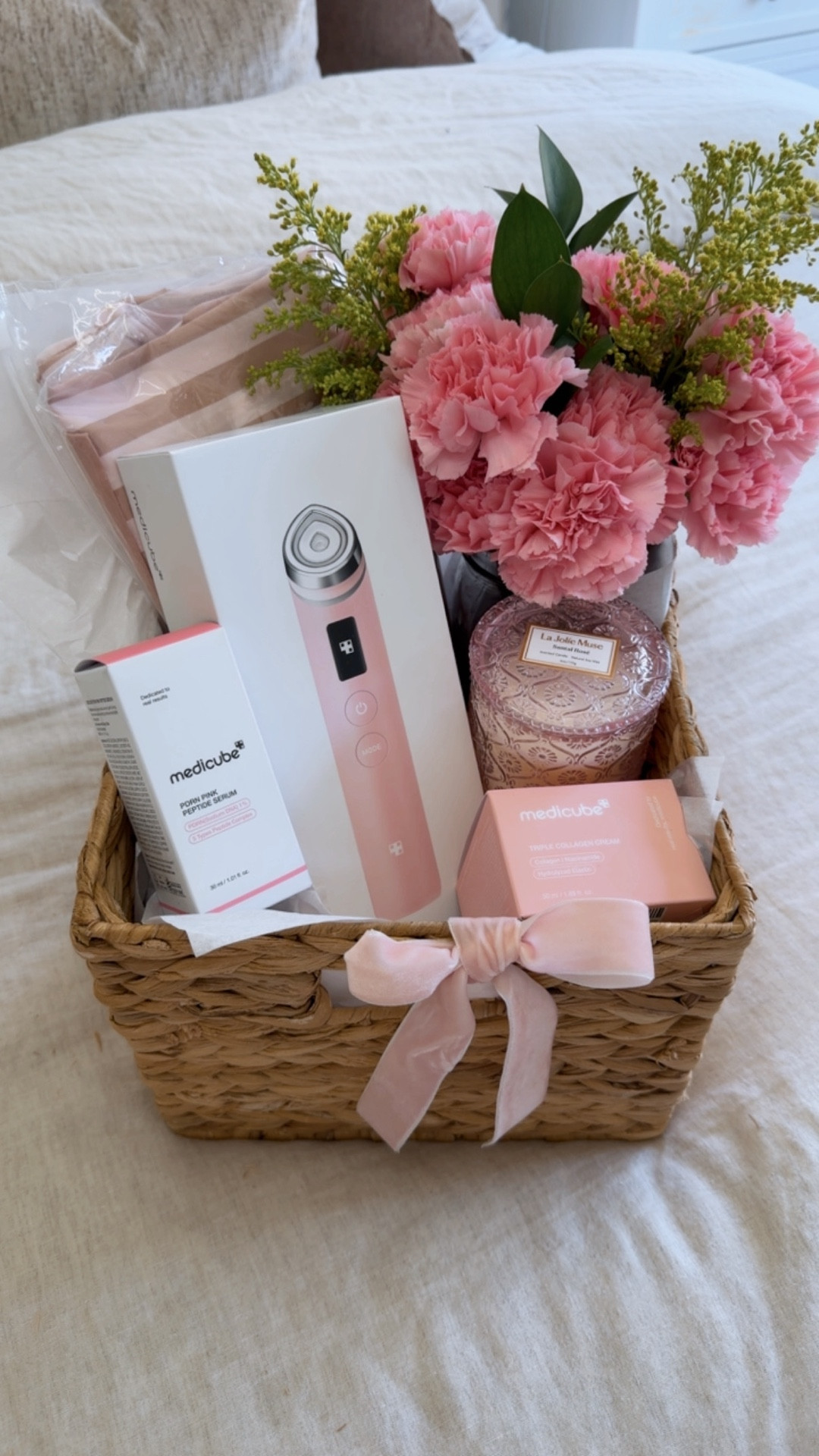 Mother’s Day Beauty Gift Basket
#medicube #skincare #mothersday #giftidea #collagencream #pajamas #scentedcandle #giftsforher #giftformom #amazonfinds

#LTKselfcare #LTKBeauty
