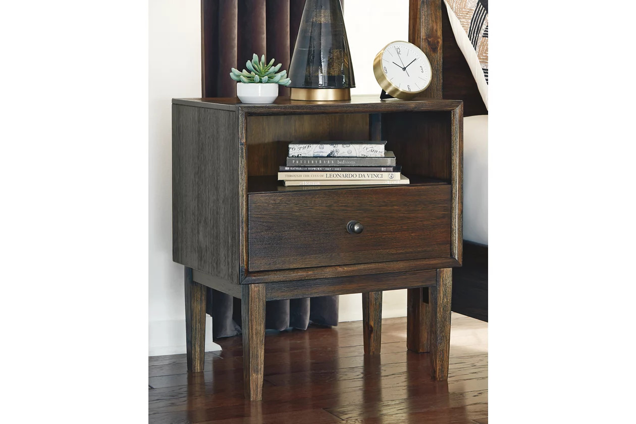 Kisper Nightstand | Ashley Homestore
