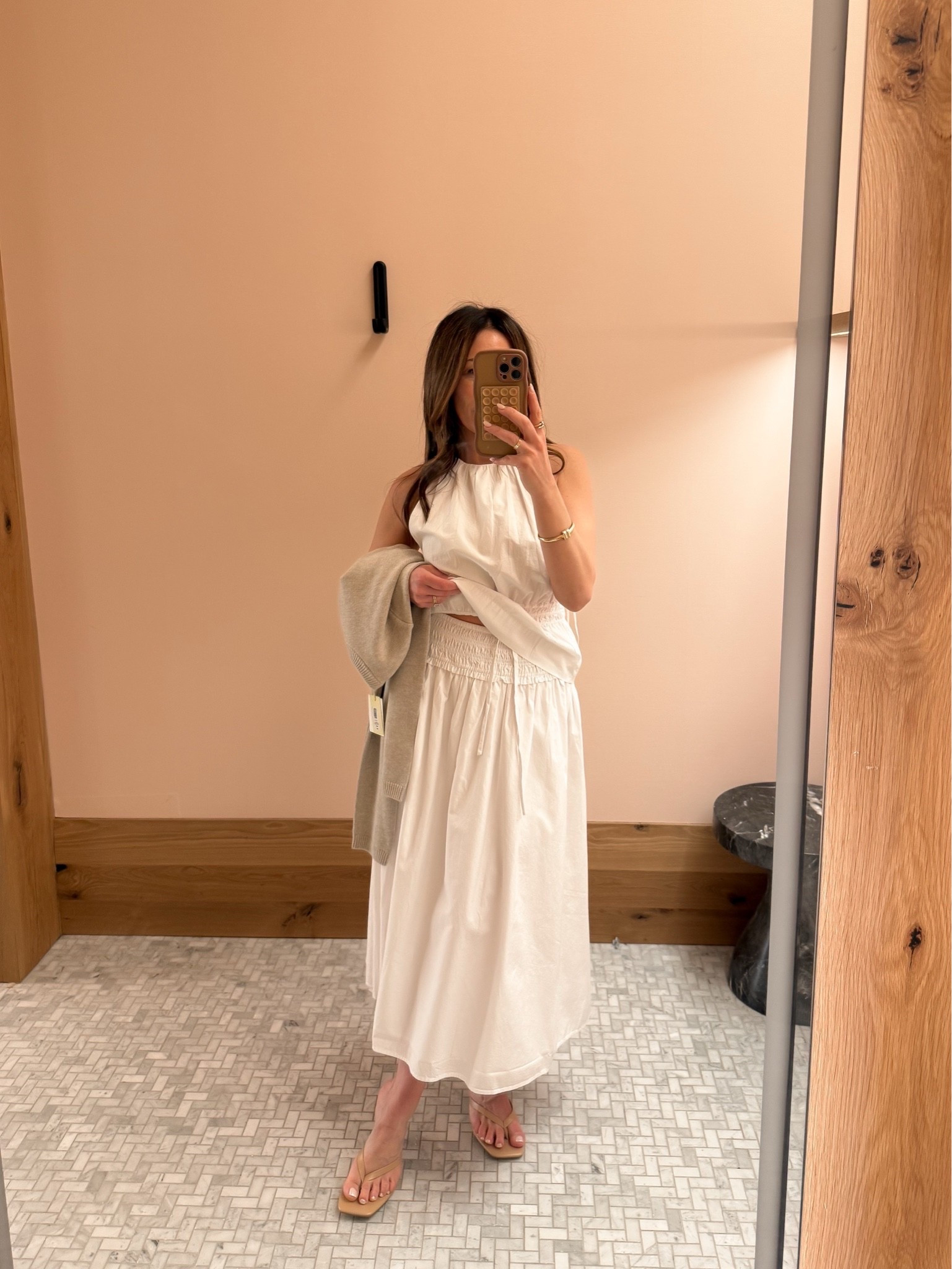 @Aritzia I can’t get over this set🫶✌🏼

#LTKSeasonal #LTKootd #LTKgrwm