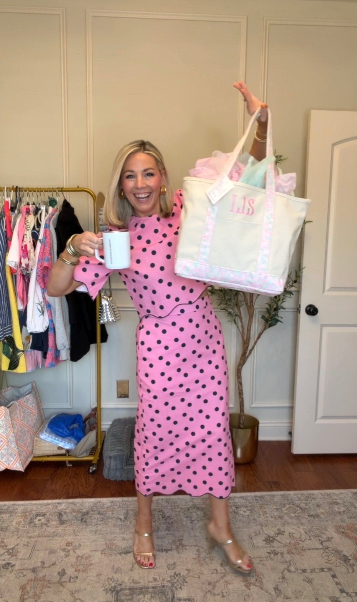Happy Saturday! Running out the door to my besties baby shower! Wearing this new Avara set and gift is by sprinkled with pink! My code for Avara is bobbi15 and my code for sprinkled with pink is Bobbi10

#LTKgrwm #LTKootd #LTKdayinmylife