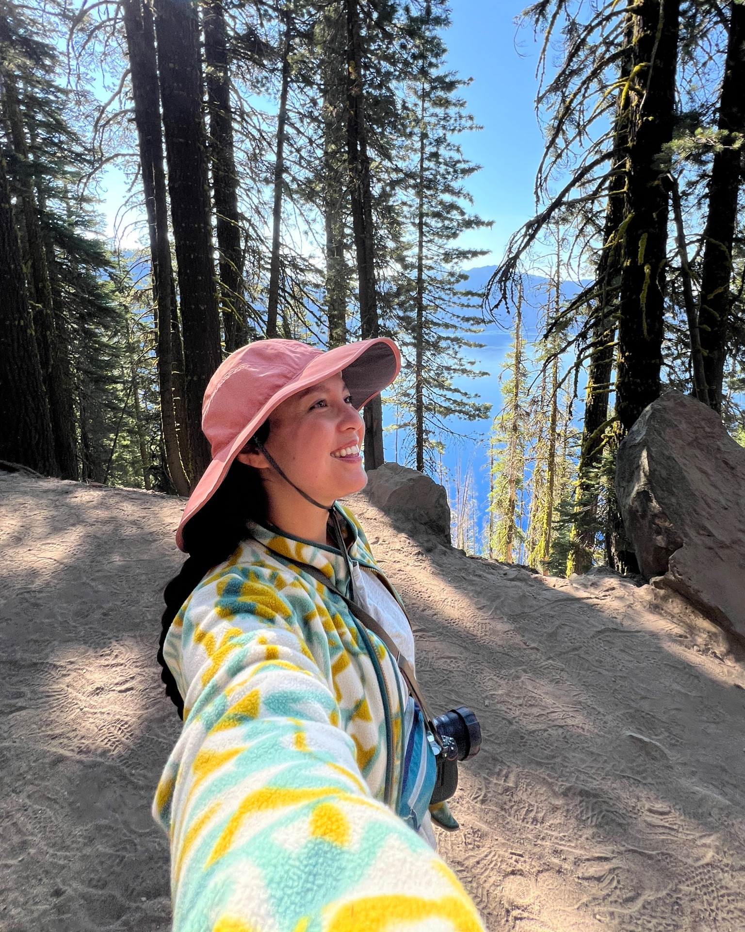 Hiking outfit I wore in crater lake 💙 my favorite sun hat is by outdoor research - although the exact color is sold out now. perfect for outdoor / water activities!

#LTKTravel #LTKStyleTip #LTKActive
