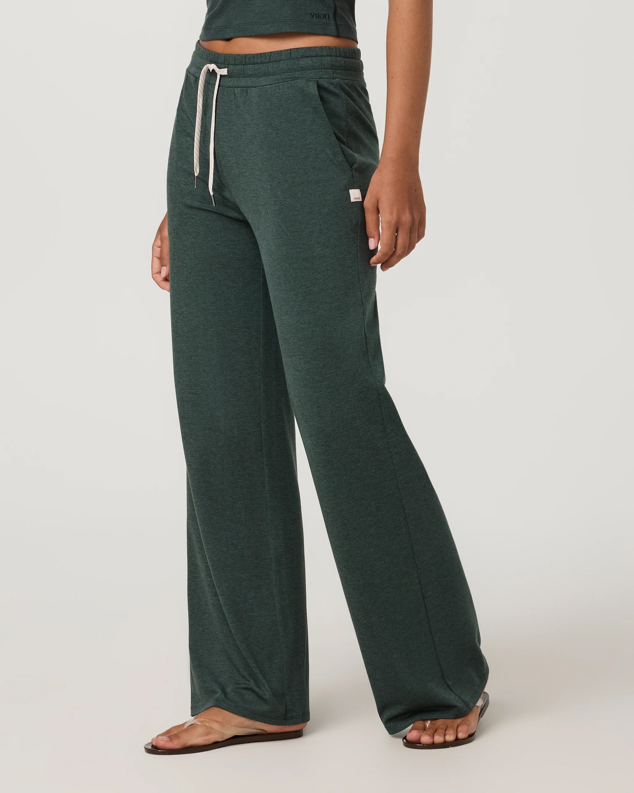 Halo Essential Wideleg Pant - Short | Vuori Clothing (US & Canada)