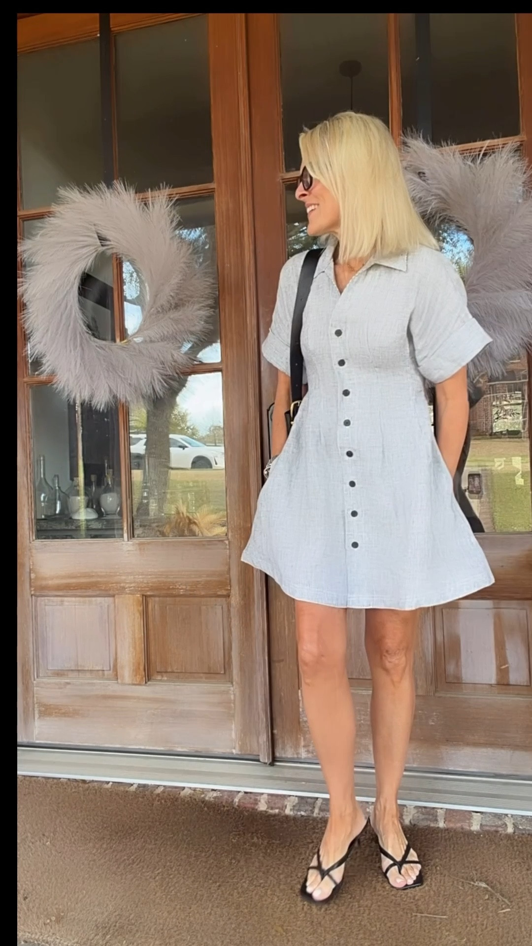 This silhouette sold out really fast last year. And so glad it back. Linen black & white stripe 
Has elastic in back and has pockets 

25% off for insiders for a few more days

I sized down one size to XS 
If between sizes go with true size 

@Madewell 

#LTKSaleAlert #LTKdayinmylife #LTKOver40