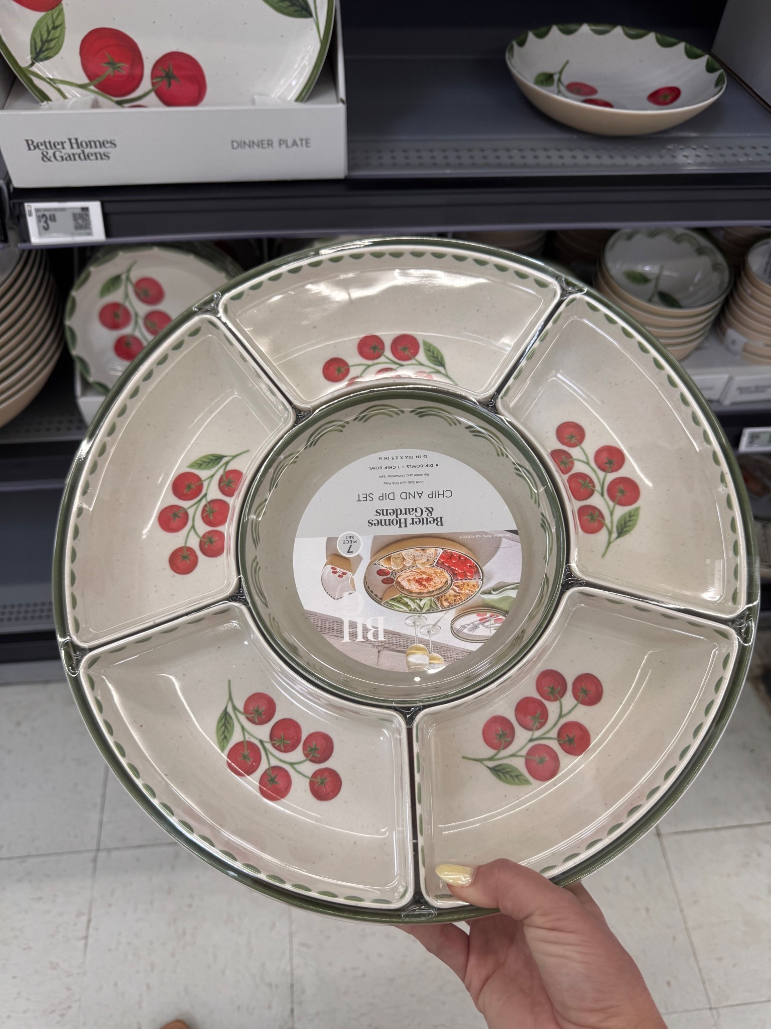 I love all the outdoor friendly entertaining pieces by Better Homes and Garden at Walmart. I love the tomato and olive options. this is perfect for outdoor dinner parties this summer #hosting