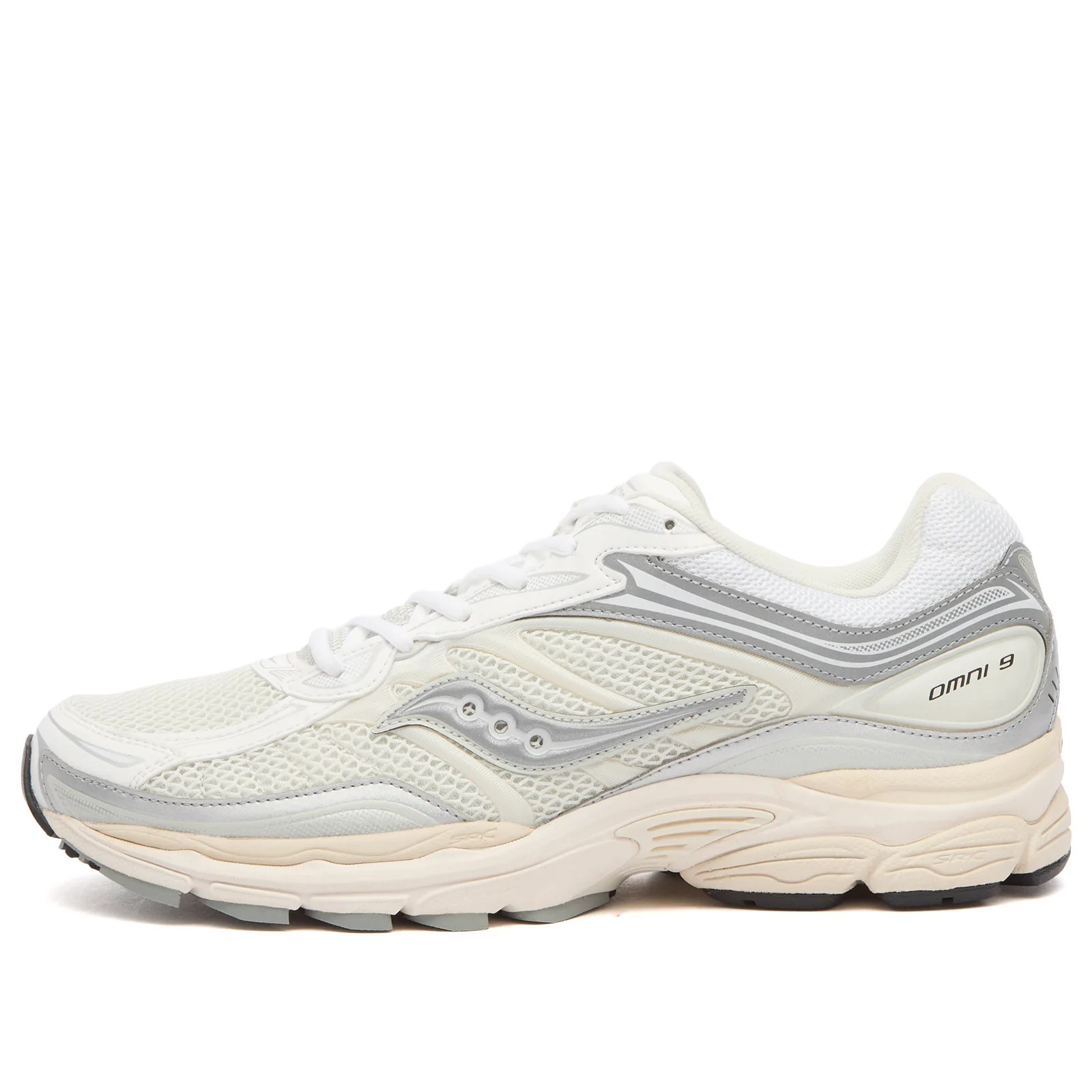 Saucony Men's Progrid Omni 9 Sneaker in White/Silver, Size UK 7 | END. Clothing