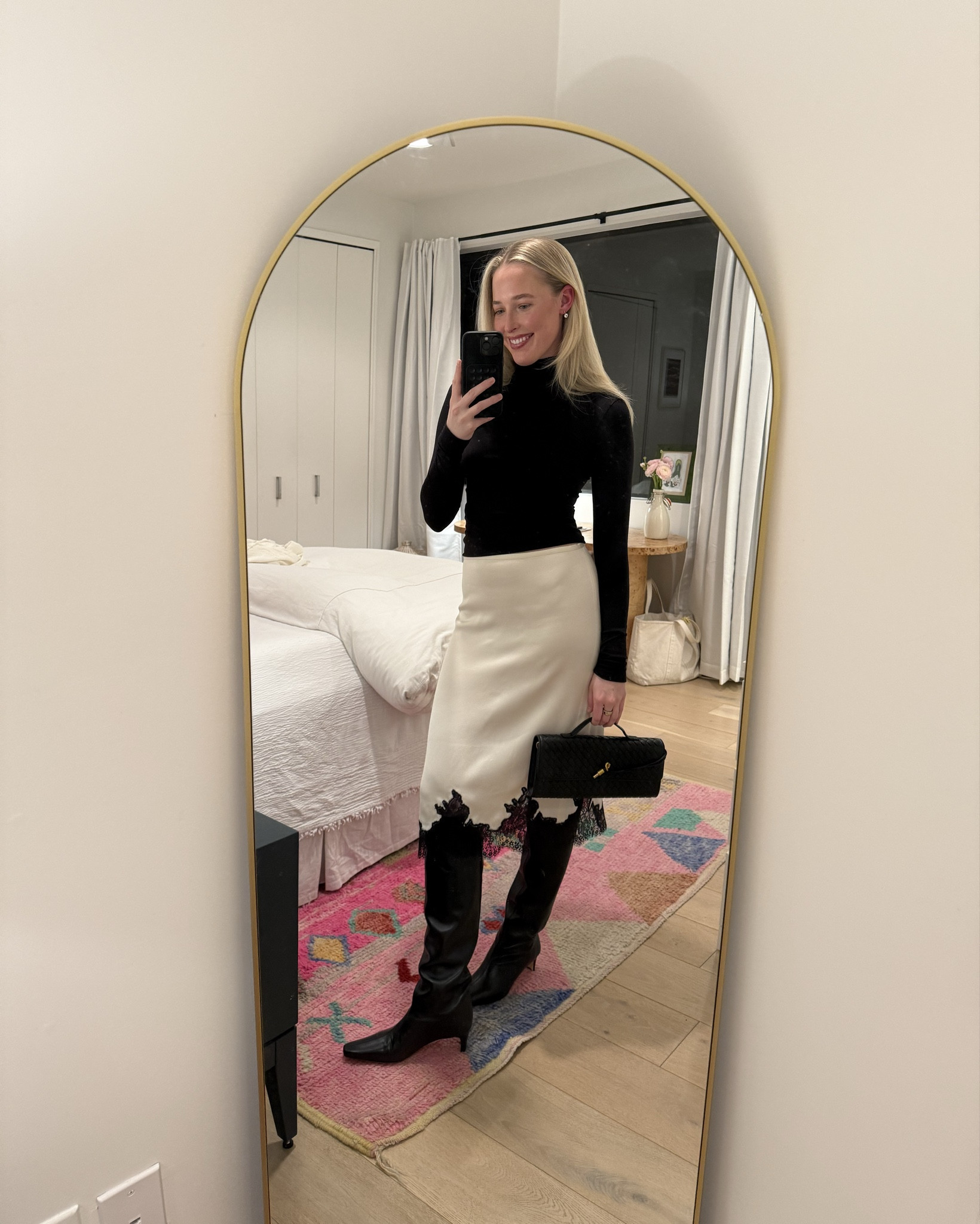 A little easy black and white fit for a night out! ❣️

#LTKShoeCrush #LTKSeasonal #LTKStyleTip