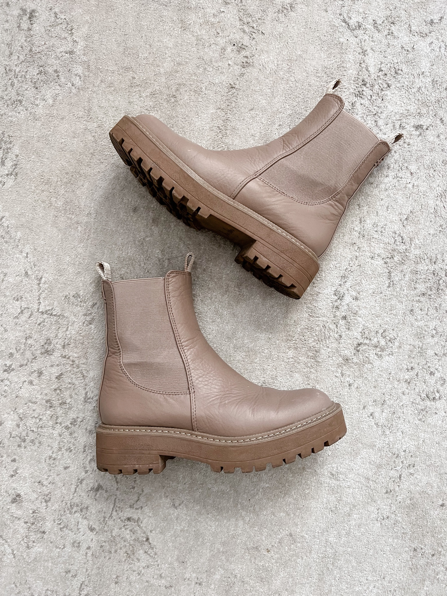 SALE ALERT! My Sam Edelman Laguna boots are on major sale for $118! I bought these last year and have gotten so much use out of them - my favorite thing about them is their waterproof! Size up a 1/2 size to wear a thicker sock underneath. 

Follow my shop @ByMeghanG on the @shop.LTK app to shop this post and get my exclusive app-only content!

#liketkit #LTKsalealert #LTKshoecrush #LTKGiftGuide
@shop.ltk
https://liketk.it/3VutD

#LTKstyletip #LTKsalealert #LTKshoecrush