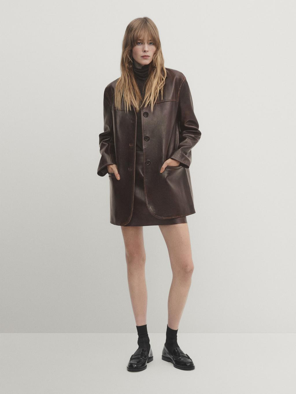 Distressed effect nappa leather mini skirt | Massimo Dutti US