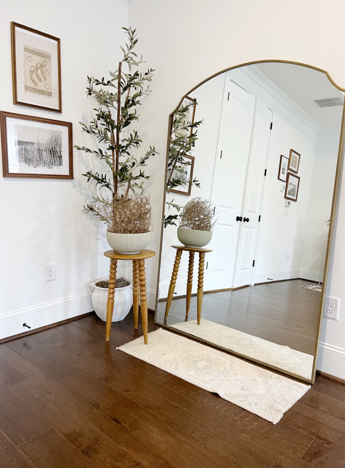 Bedroom Corner- floor mirror, faux tree, art

#LTKhome