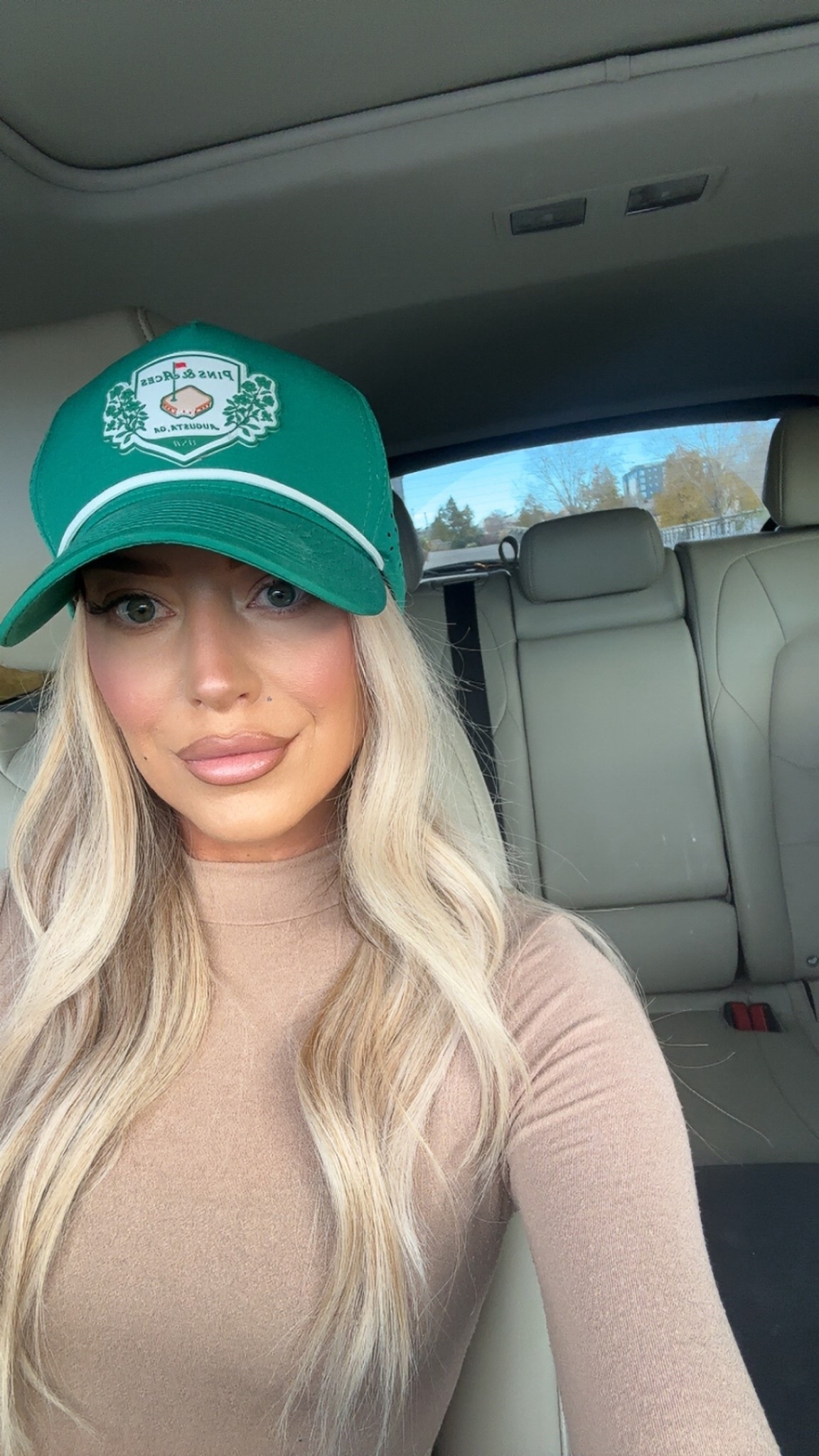 The ultimate lip combo. I put Cork lip liner on first, then top it with Whirl