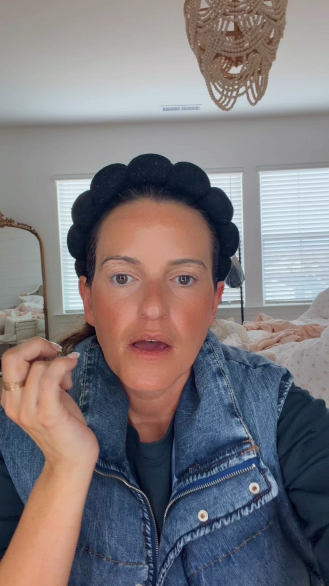 Makeup 💄 

Olive rose 🌹 makeup:

us.olivetreepeople.com/?referral=CMLA

#LTKdayinmylife #LTKootd #LTKgrwm