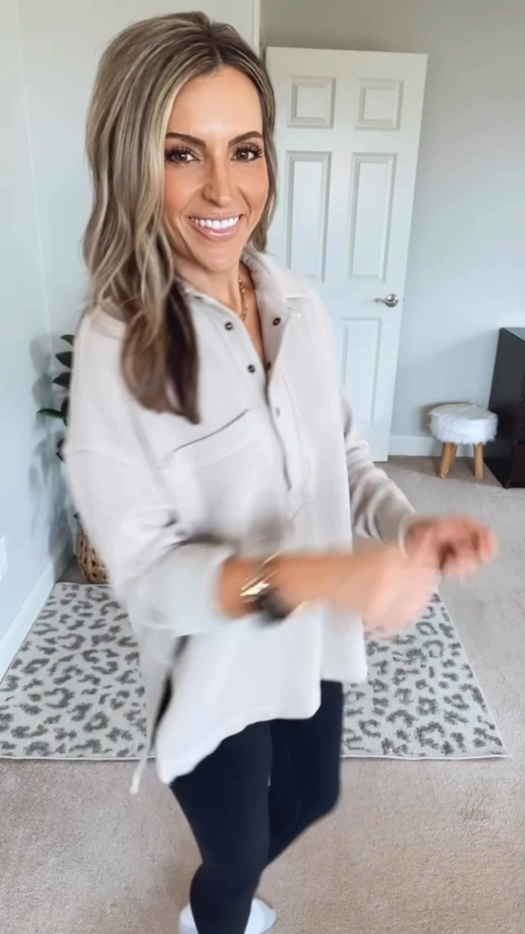 SALE ALERT 🚨 
Comfy + cozy = perfection👏 long enough for leggings! 

#LTKSaleAlert #LTKFindsUnder50 #LTKStyleTip