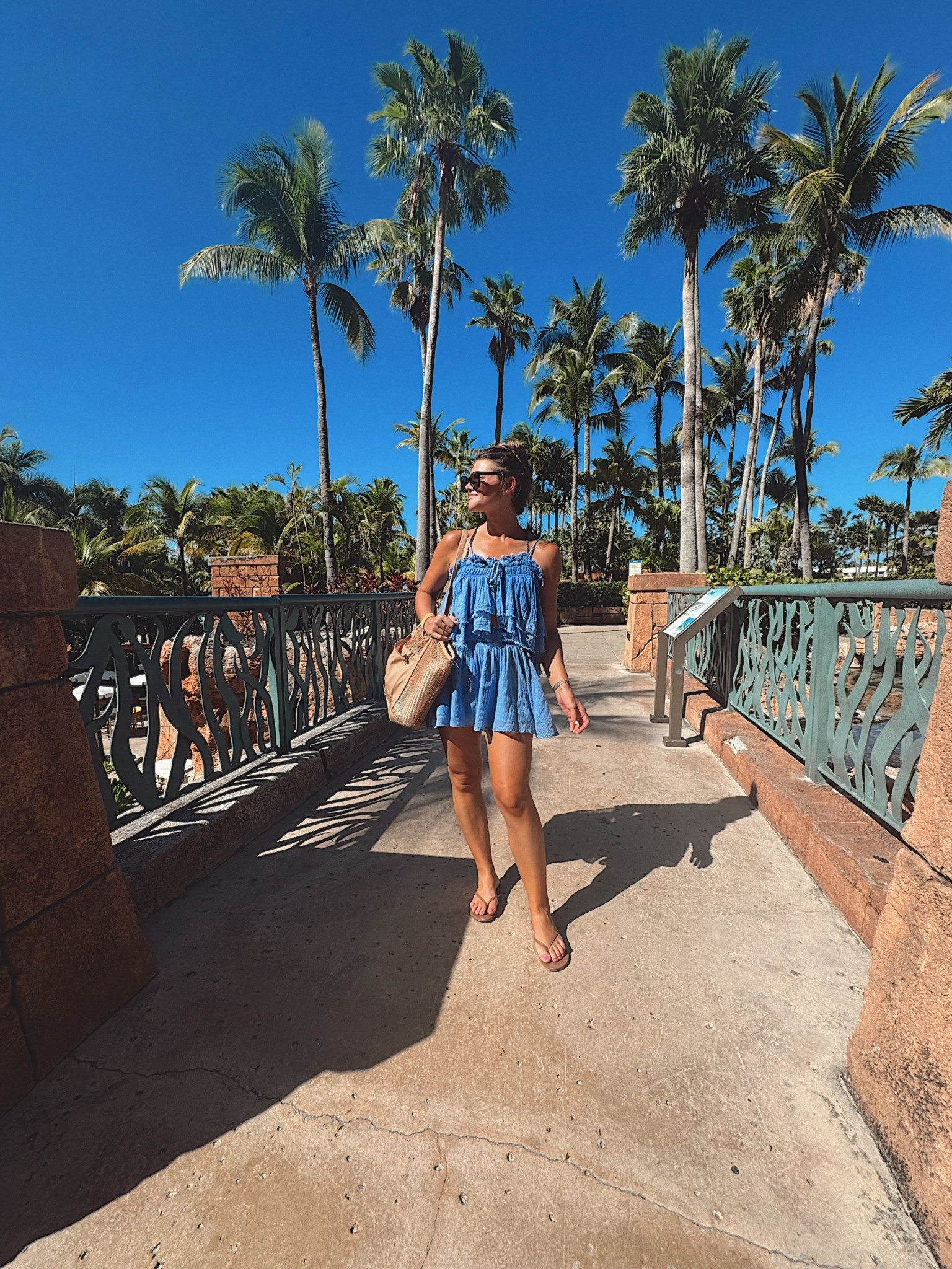 Size XS. Obsessed with this!!!!! 