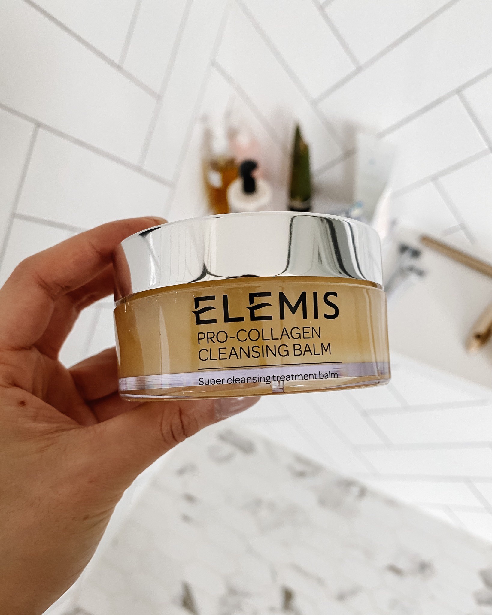 Elemis cleansing balm that gently removes my makeup leaving my skin so soft and bright! I love the scent of this and it’s a clean beauty brand. Right now it’s 25% off with code FRIENDS!

#LTKsalealert #LTKbeauty