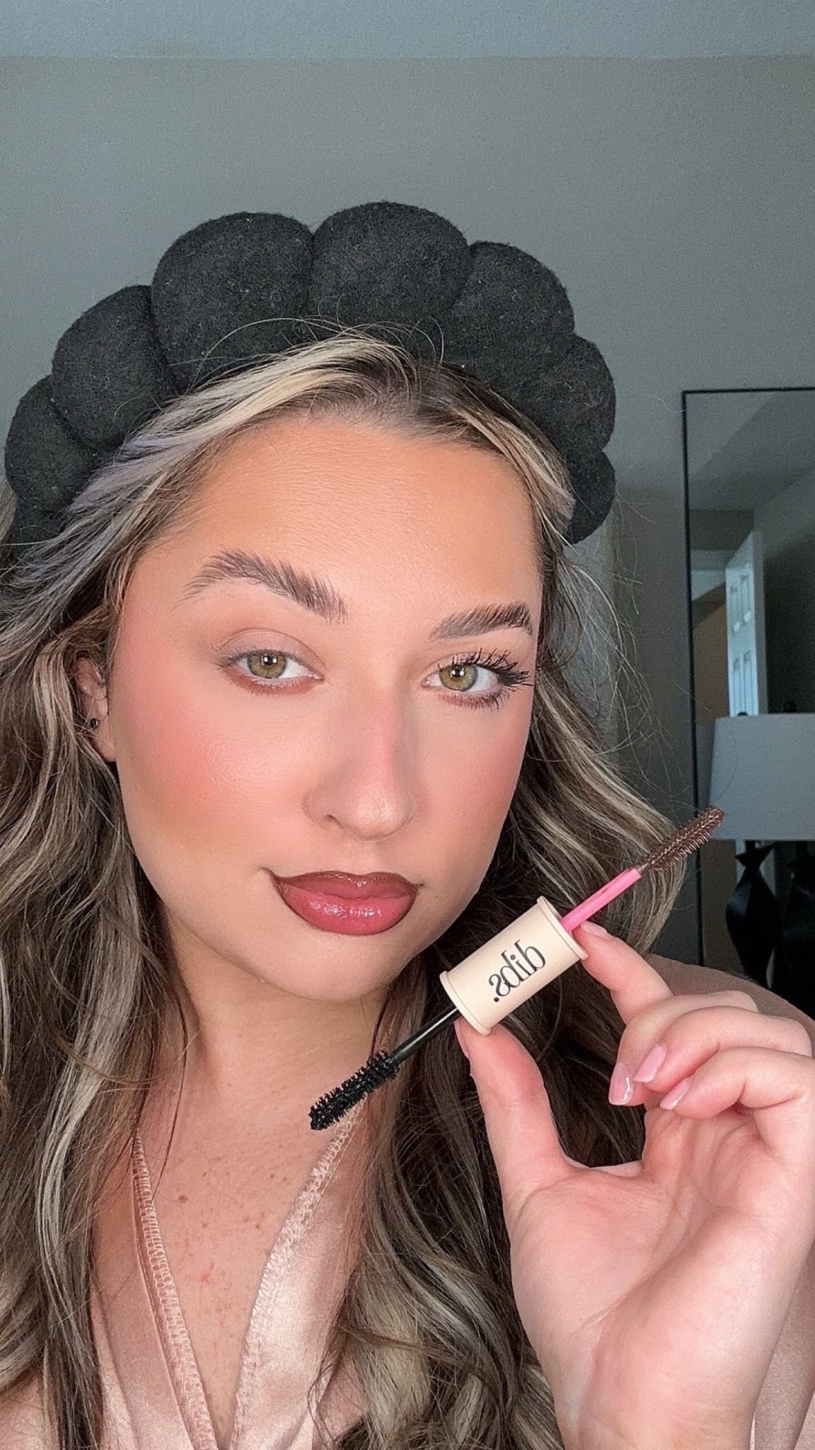 Dibs duo mascara is on LTK fall sale! It’s the best primer and volumizing mascara. 

#LTKFallSale #LTKBeauty